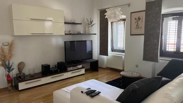 Apartment Marina غييكا المظهر الخارجي الصورة