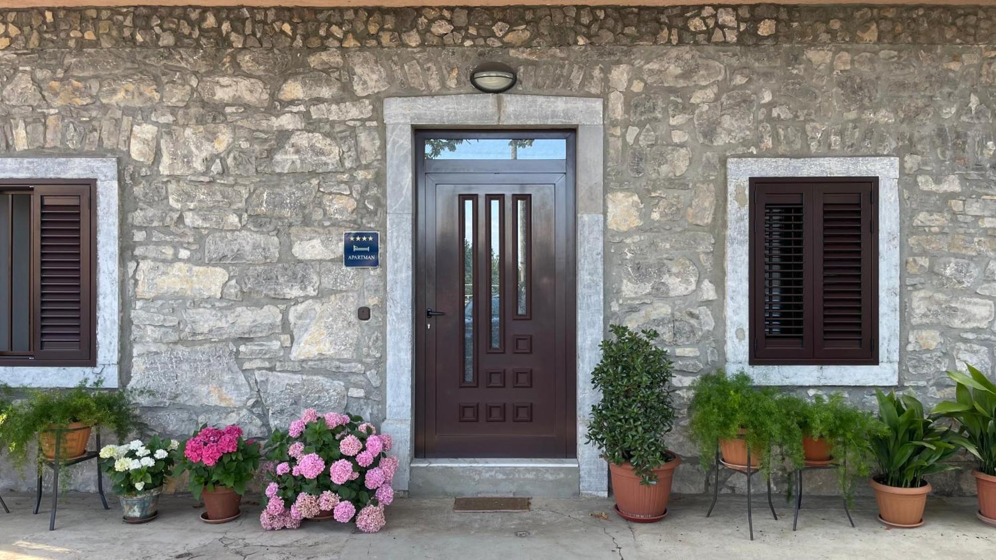 Apartment Marina غييكا المظهر الخارجي الصورة